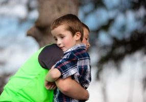 brothers-1633653_1280